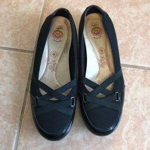 Black flats! Stretchy and comfy. Size 11